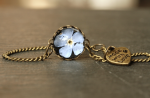 Armband Vergissmeinnicht Antik Bronze im Vintage Style Gepresste Blüte hinter Glas als romantisches Geschenk für sie und für Verliebte
